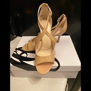 Nine West Gessabell heel Size 9